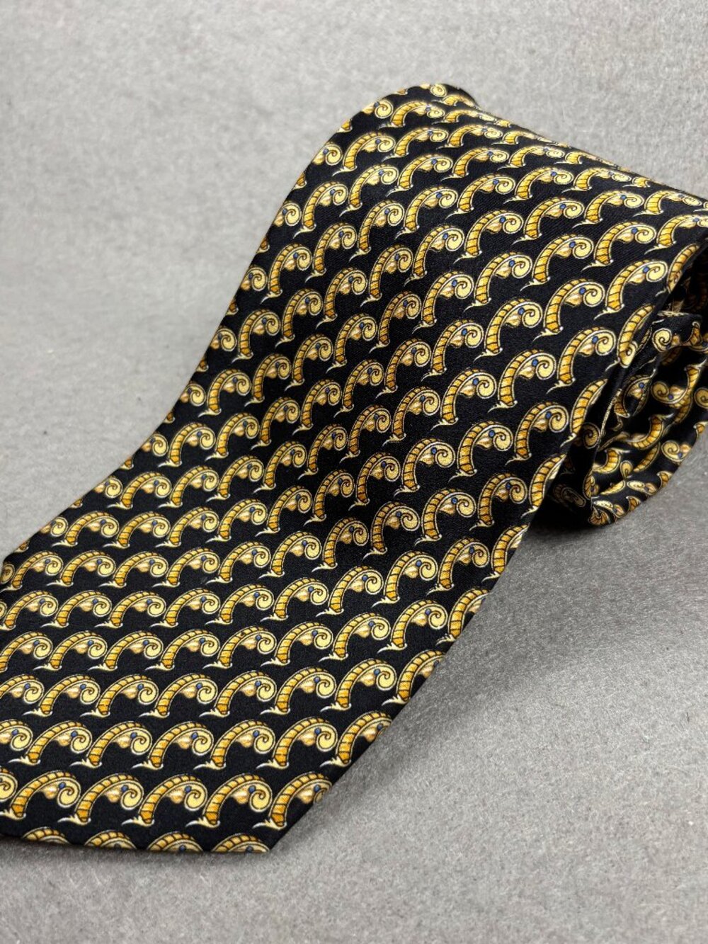 Brioni Made in Italy Silk Tie Black Gold Ornamental Paisley